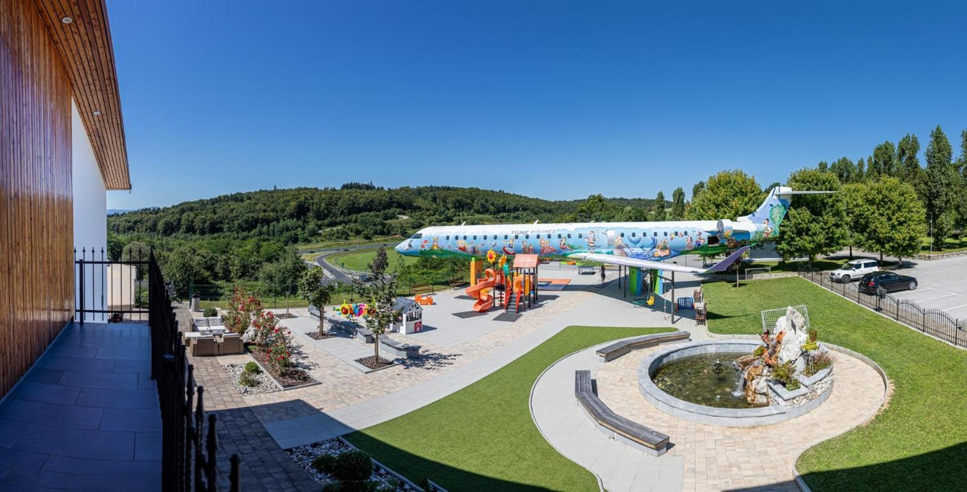 Hotel Dolenjc Novo Mesto Zewnętrze zdjęcie