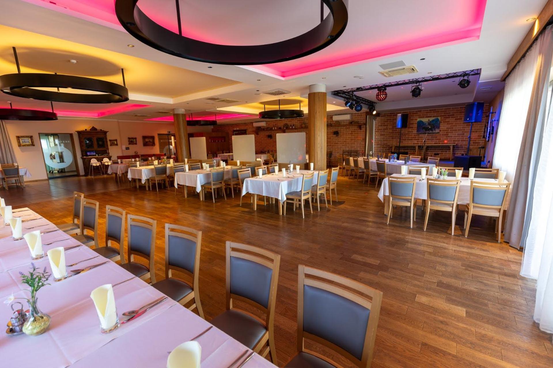 Hotel Dolenjc Novo Mesto Zewnętrze zdjęcie